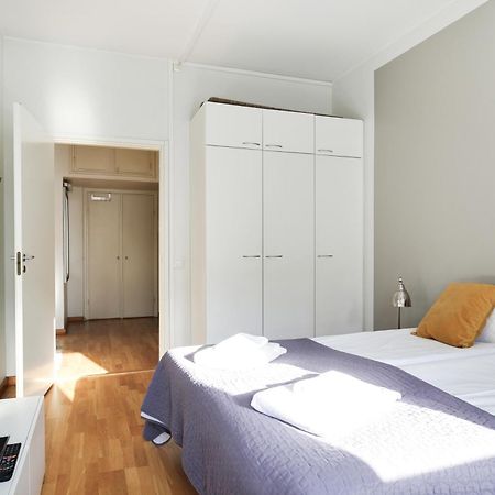 Kotimaailma Apartments Kamppi - 2Br For 4 Persons Хельсинки Экстерьер фото