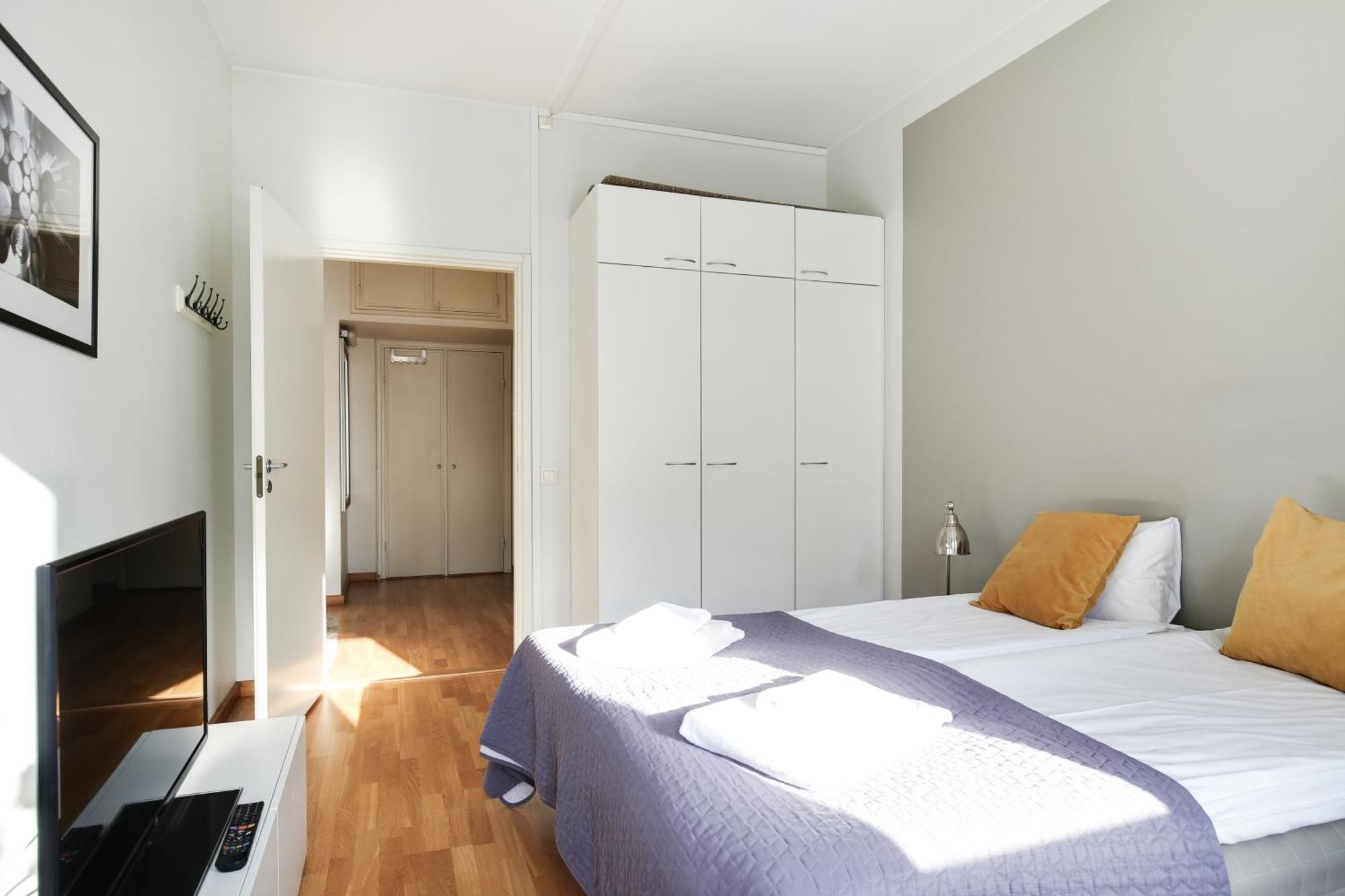 Kotimaailma Apartments Kamppi - 2Br For 4 Persons Хельсинки Экстерьер фото